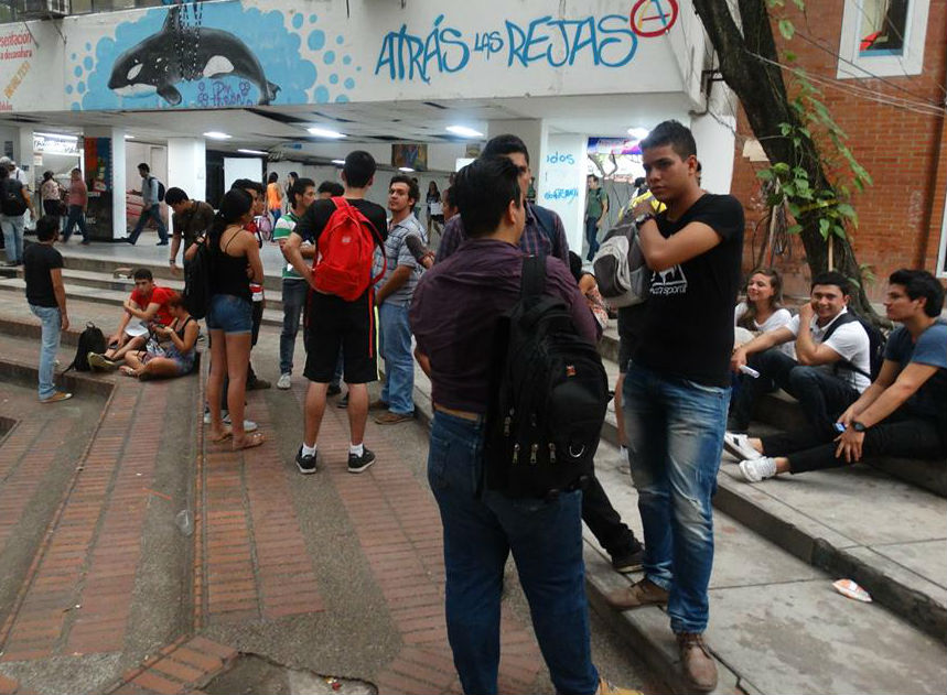 Debate usco tras presencia M-19